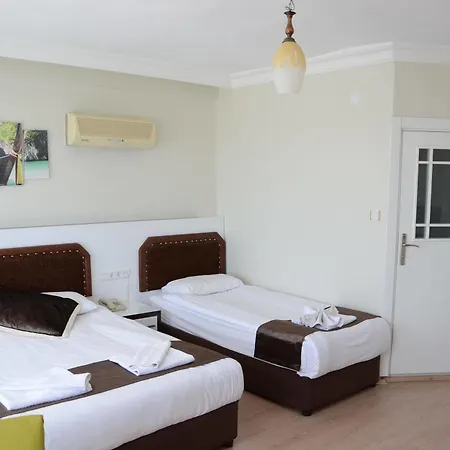 Hotel Simsek 3*